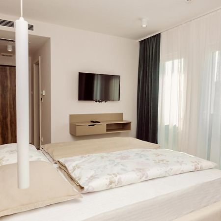 Hotel Marina Home Приедор Экстерьер фото