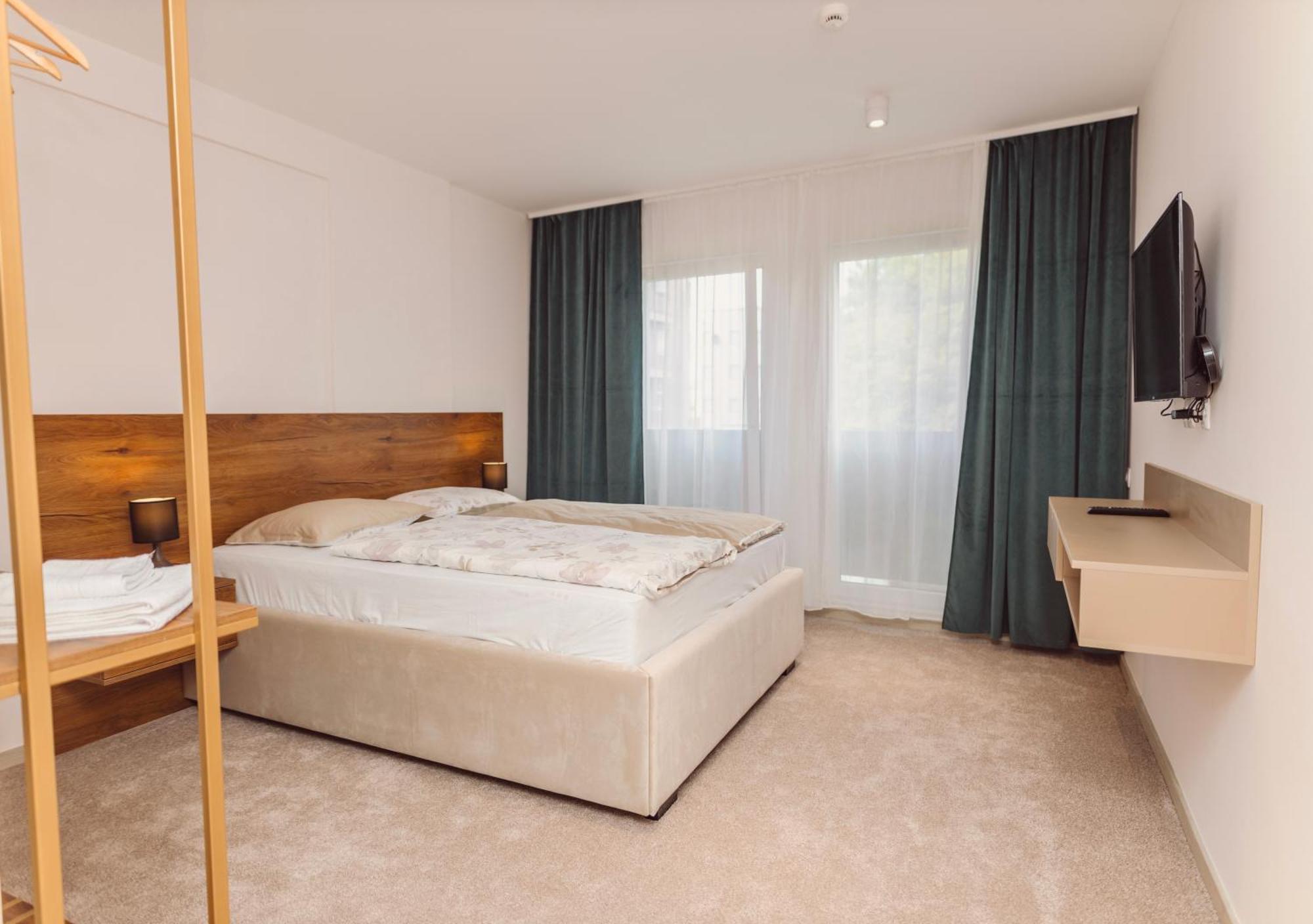 Hotel Marina Home Приедор Экстерьер фото